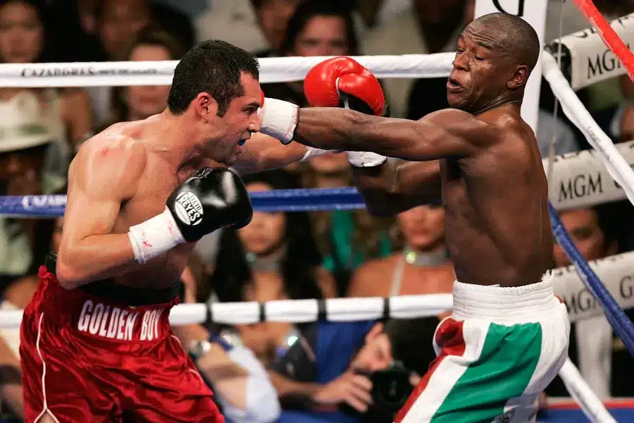 Floyd Mayweather Jr. vs. Oscar De La Hoya (The Dream Match)