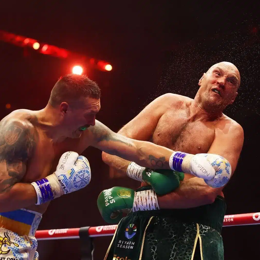 Usyk-beats-Fury-to-emerge-heavyweight-world-champion