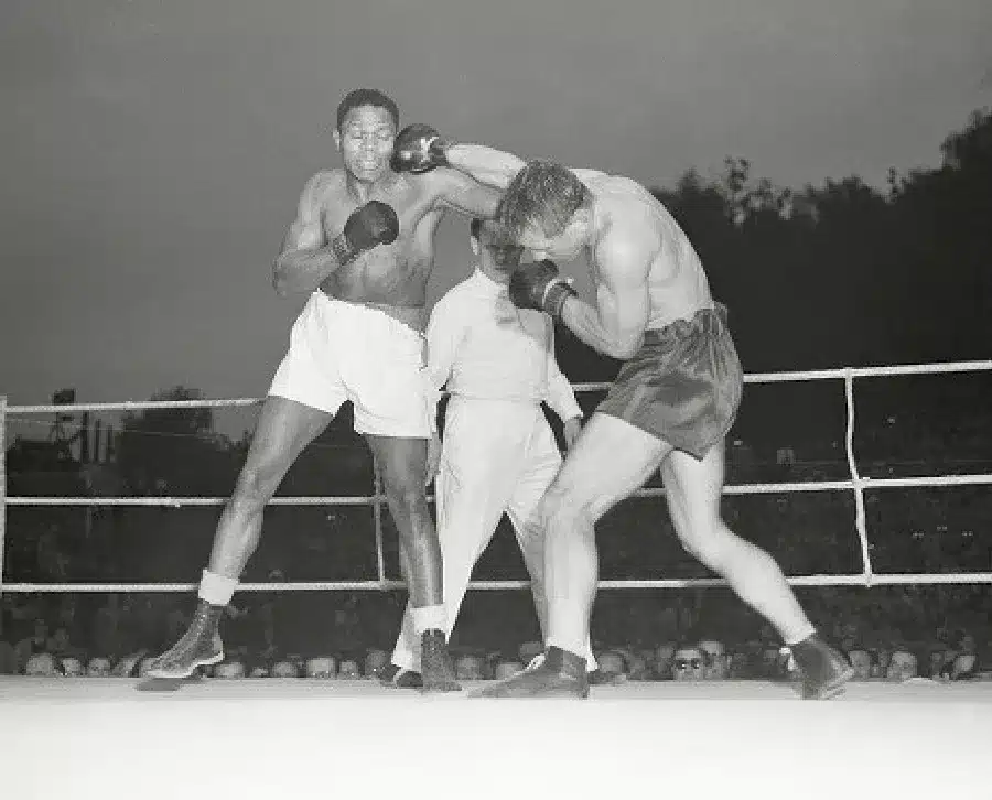 jake-lamotta-versus-lloyd-marshall-